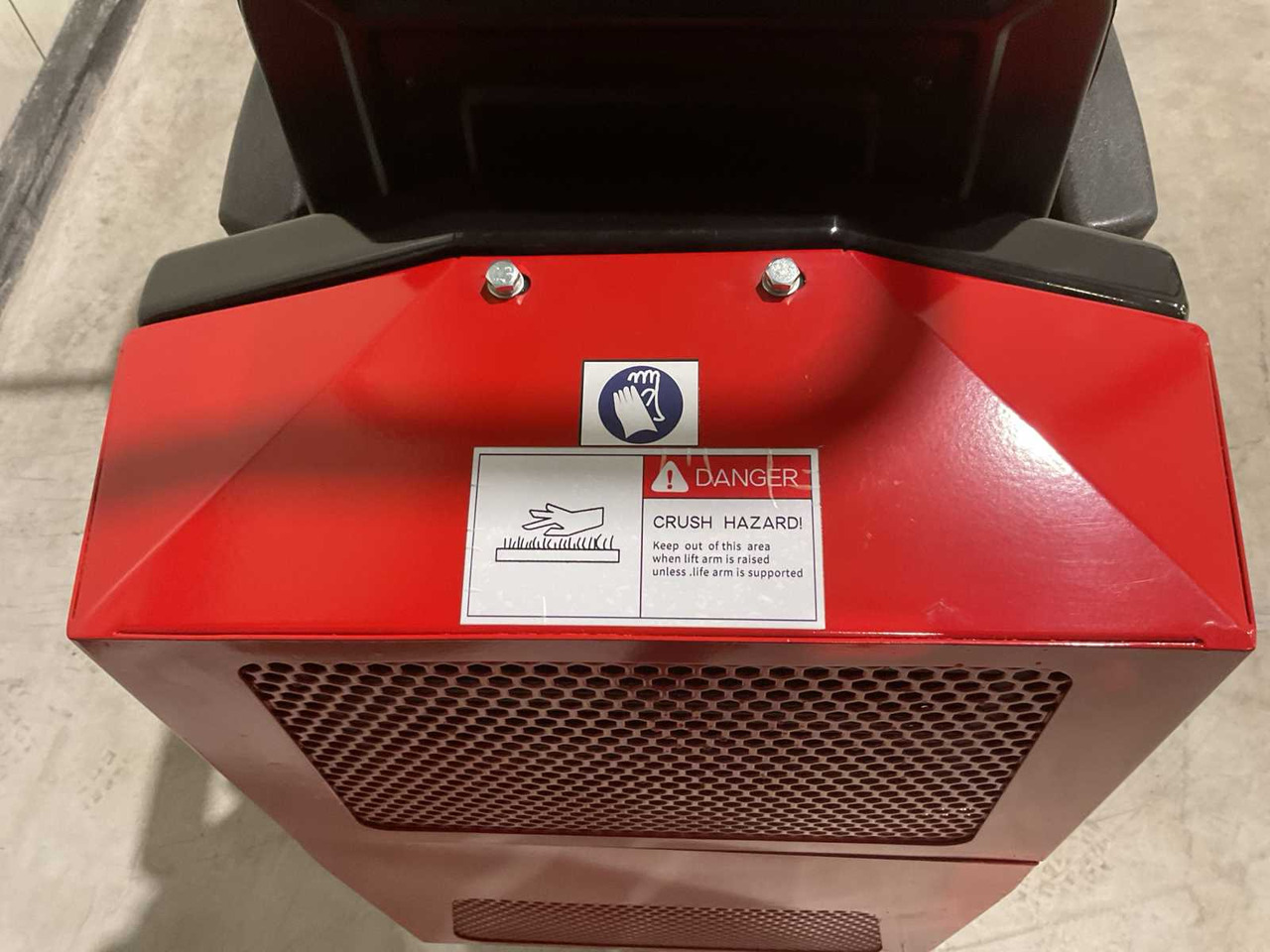 Utovarivač na kotačima 2025 RHINO-CROSS SSL480 SHOVEL: slika Utovarivač na kotačima 2025 RHINO-CROSS SSL480 SHOVEL