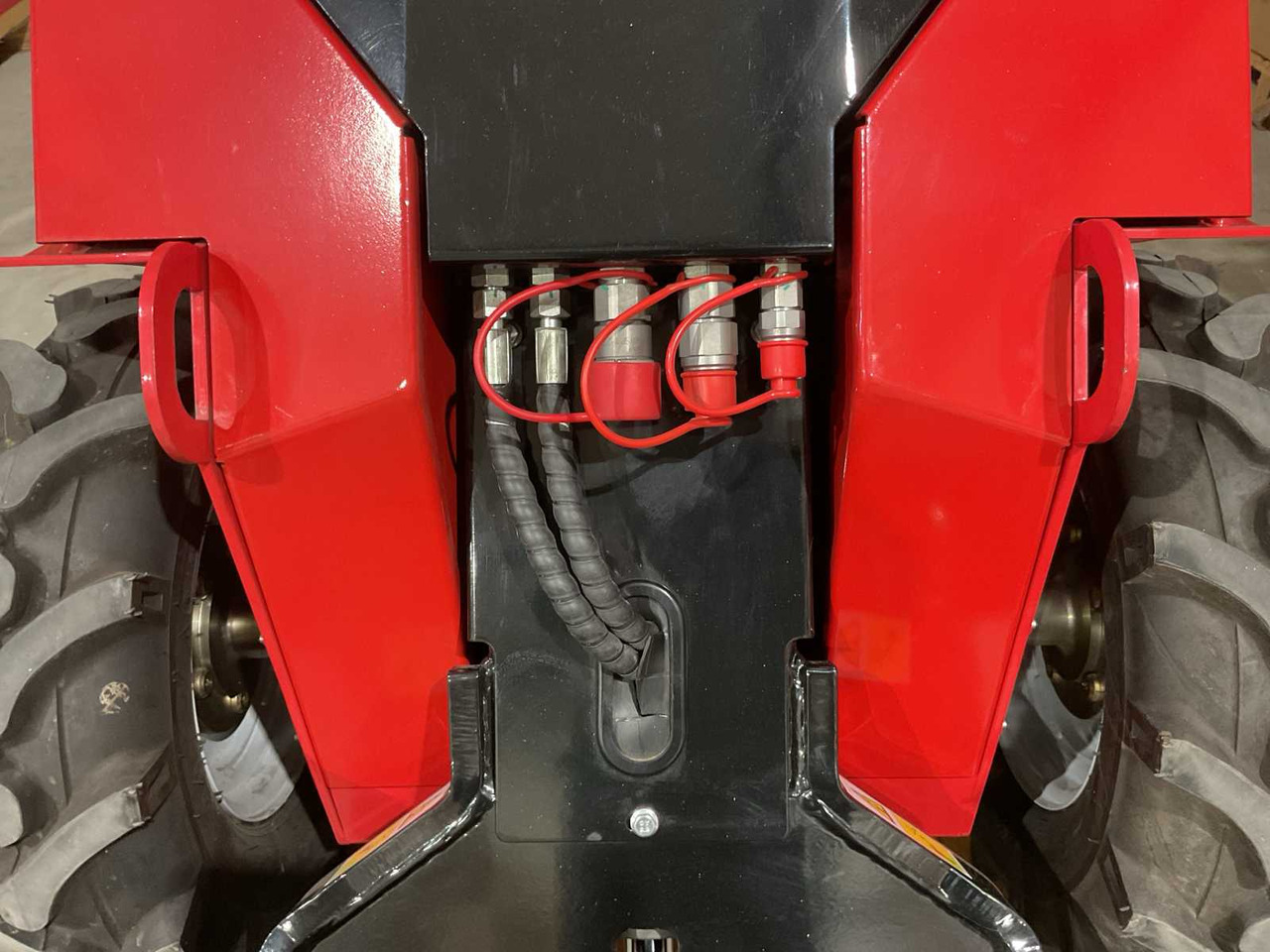 Utovarivač na kotačima 2025 RHINO-CROSS SSL480 SHOVEL: slika Utovarivač na kotačima 2025 RHINO-CROSS SSL480 SHOVEL