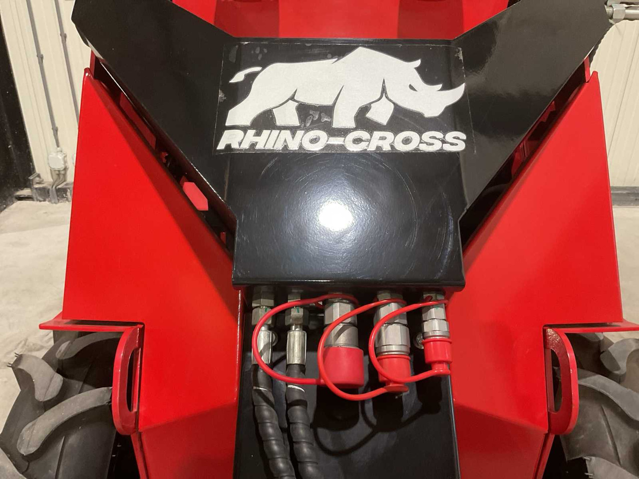 Utovarivač na kotačima 2025 RHINO-CROSS SSL480 SHOVEL: slika Utovarivač na kotačima 2025 RHINO-CROSS SSL480 SHOVEL