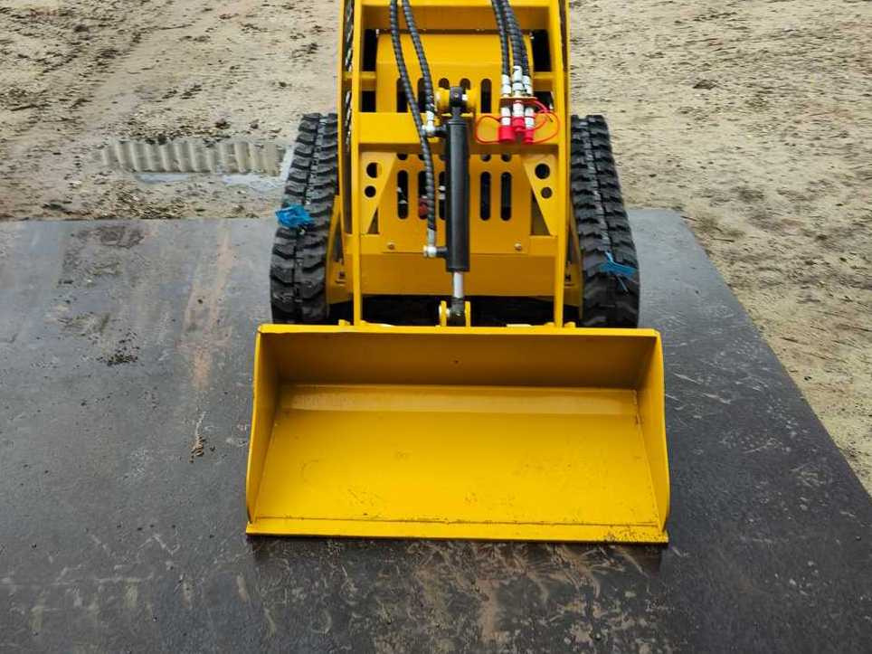 Utovarivač na kotačima 2025 - SDLANCH - SDLL30 - SHOVEL: slika Utovarivač na kotačima 2025 - SDLANCH - SDLL30 - SHOVEL Utovarivač na kotačima 2025 - SDLANCH - SDLL30 - SHOVEL: slika Utovarivač na kotačima 2025 - SDLANCH - SDLL30 - SHOVEL