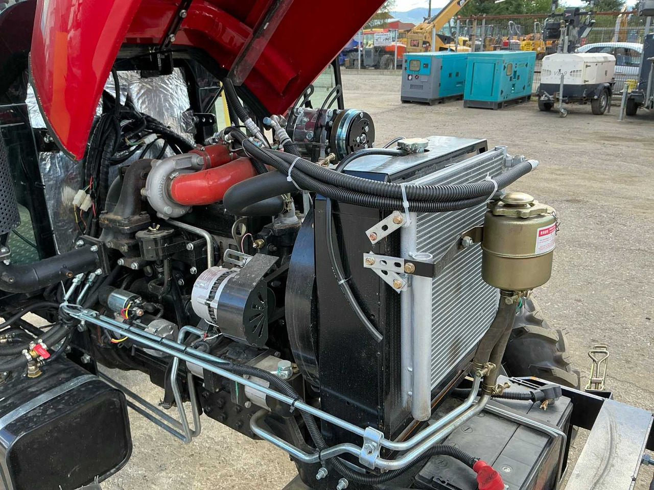 - 604 - 4-WHEEL DRIVE TRACTOR - 2025 - Traktor: slika - 604 - 4-WHEEL DRIVE TRACTOR - 2025 - Traktor - 604 - 4-WHEEL DRIVE TRACTOR - 2025 - Traktor: slika - 604 - 4-WHEEL DRIVE TRACTOR - 2025 - Traktor