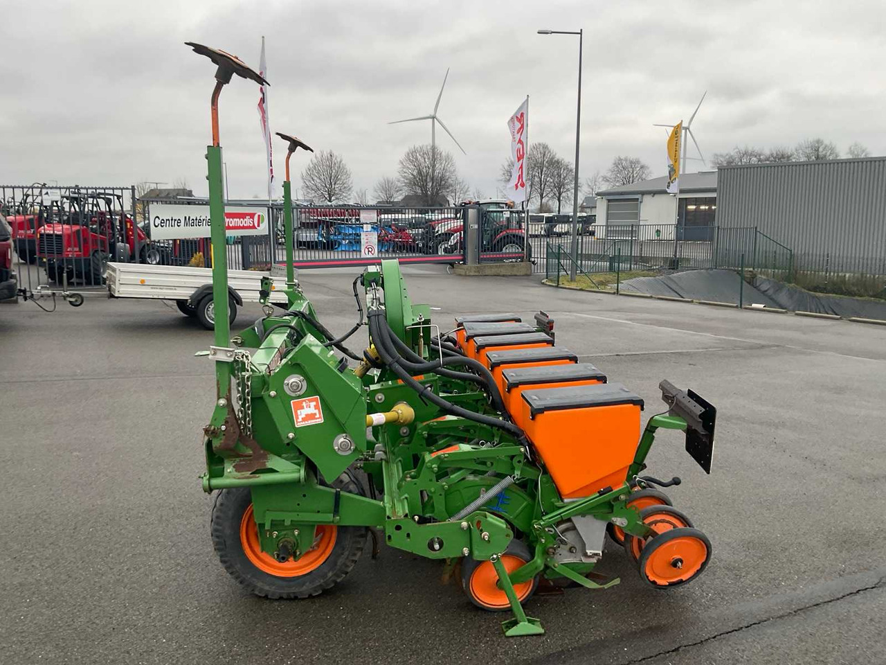Amazone ED302 - Precizna sijačica: slika Amazone ED302 - Precizna sijačica Amazone ED302 - Precizna sijačica: slika Amazone ED302 - Precizna sijačica