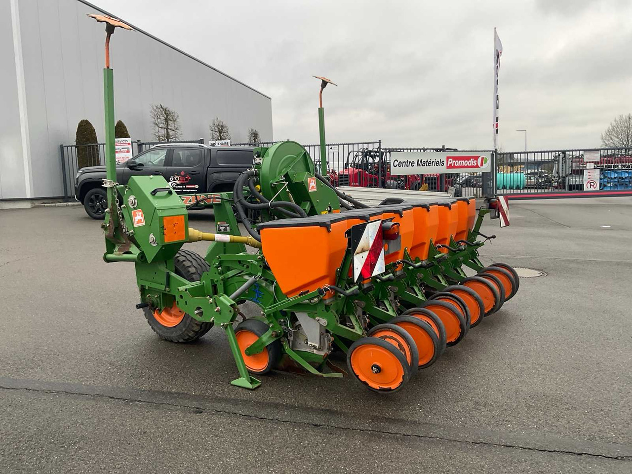Amazone ED302 - Precizna sijačica: slika Amazone ED302 - Precizna sijačica Amazone ED302 - Precizna sijačica: slika Amazone ED302 - Precizna sijačica