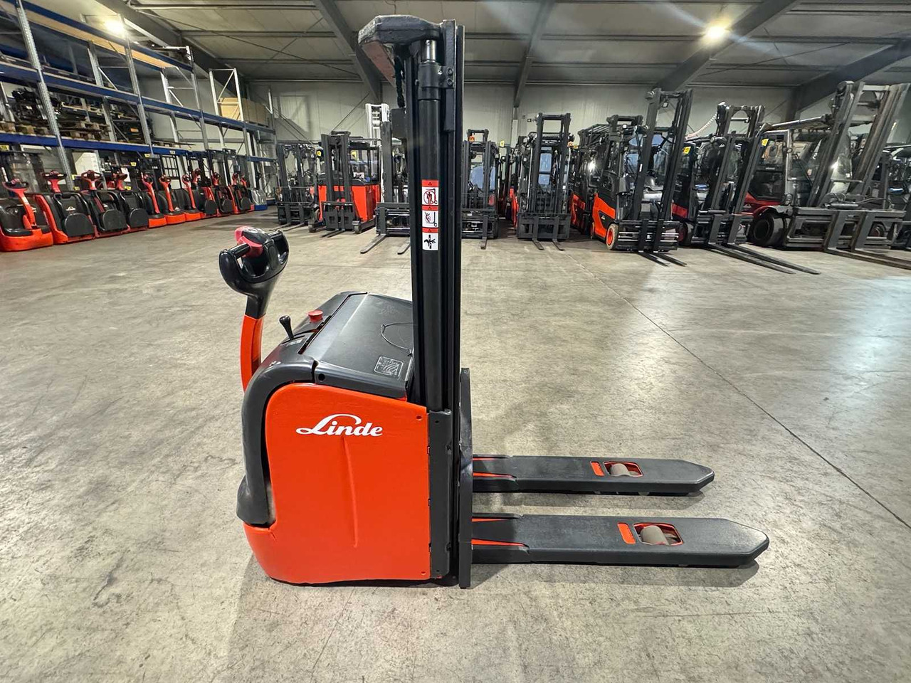 BATTERY 2020 LINDE L14 1.400KG PALLET TRUCK STACKER ANT STACKER - Viličar: slika BATTERY 2020 LINDE L14 1.400KG PALLET TRUCK STACKER ANT STACKER - Viličar BATTERY 2020 LINDE L14 1.400KG PALLET TRUCK STACKER ANT STACKER - Viličar: slika BATTERY 2020 LINDE L14 1.400KG PALLET TRUCK STACKER ANT STACKER - Viličar