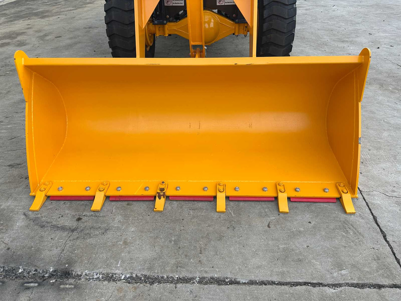 Utovarivač na kotačima BLANCHE - 2025 - TW36 - WHEEL LOADER: slika Utovarivač na kotačima BLANCHE - 2025 - TW36 - WHEEL LOADER Utovarivač na kotačima BLANCHE - 2025 - TW36 - WHEEL LOADER: slika Utovarivač na kotačima BLANCHE - 2025 - TW36 - WHEEL LOADER