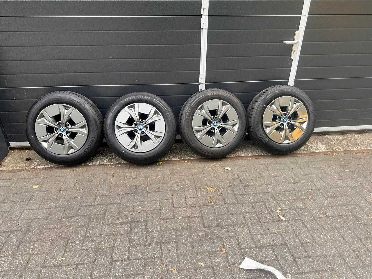 BMW X1 17” lichtmetalen velgen - Gume i felge za Traktor: slika BMW X1 17” lichtmetalen velgen - Gume i felge za Traktor BMW X1 17” lichtmetalen velgen - Gume i felge za Traktor: slika BMW X1 17” lichtmetalen velgen - Gume i felge za Traktor