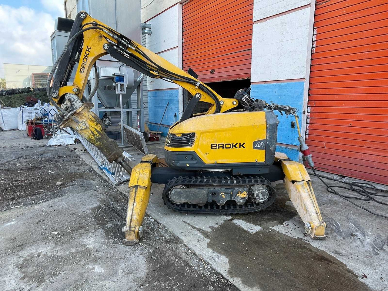 BROKK 200 - Mini bager: slika BROKK 200 - Mini bager BROKK 200 - Mini bager: slika BROKK 200 - Mini bager
