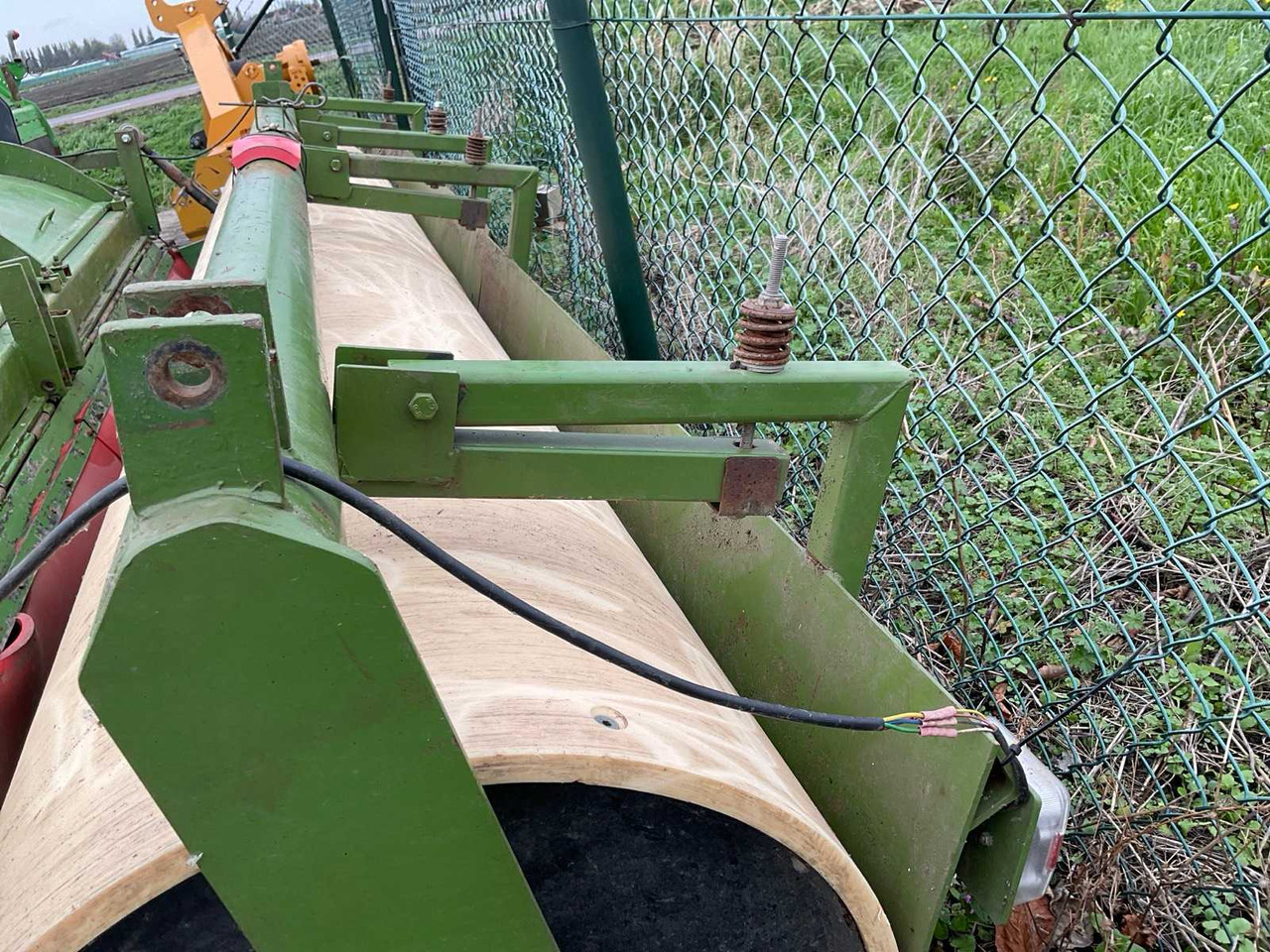 Baselier FKB 360 - Traktorska freza: slika Baselier FKB 360 - Traktorska freza Baselier FKB 360 - Traktorska freza: slika Baselier FKB 360 - Traktorska freza