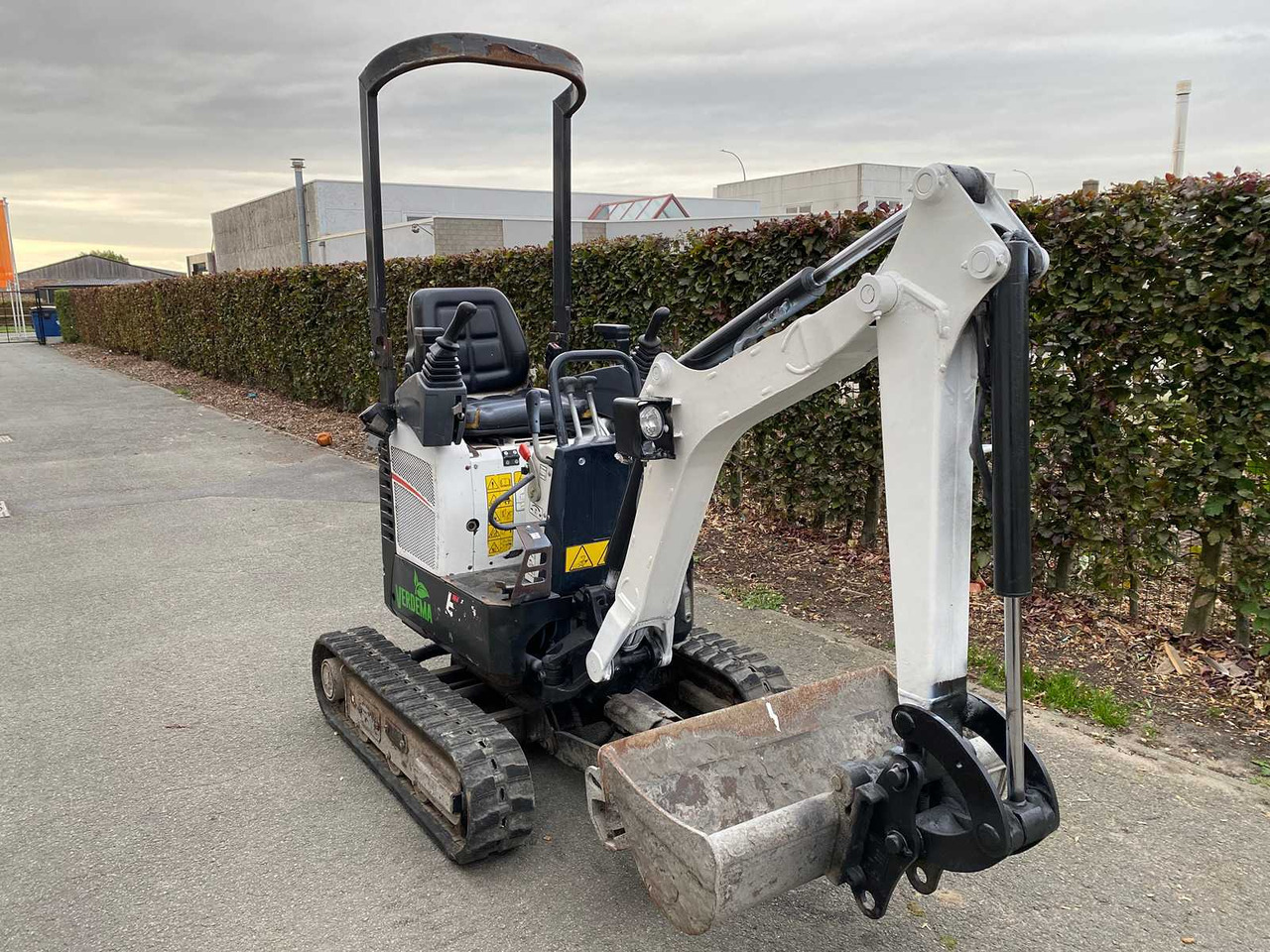 Bobcat E10z - Mini bager: slika Bobcat E10z - Mini bager Bobcat E10z - Mini bager: slika Bobcat E10z - Mini bager