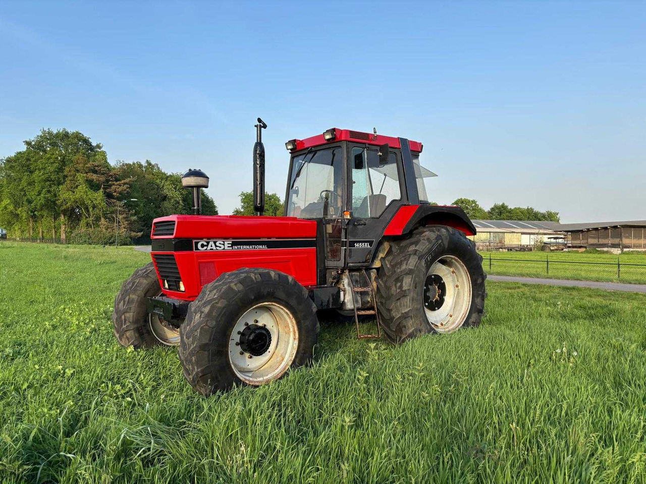 CASE INTERNATIONAL - 1988 - 1455 XL - ALL-WHEEL DRIVE FARM TRACTOR - Traktor: slika CASE INTERNATIONAL - 1988 - 1455 XL - ALL-WHEEL DRIVE FARM TRACTOR - Traktor CASE INTERNATIONAL - 1988 - 1455 XL - ALL-WHEEL DRIVE FARM TRACTOR - Traktor: slika CASE INTERNATIONAL - 1988 - 1455 XL - ALL-WHEEL DRIVE FARM TRACTOR - Traktor