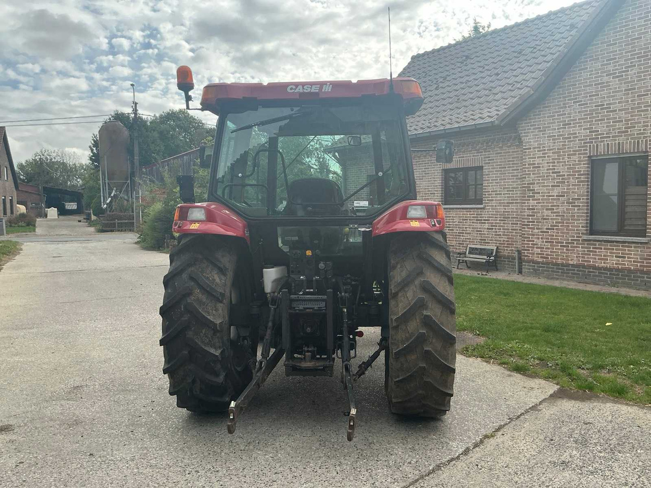 Case IH JH80 U - Traktor: slika Case IH JH80 U - Traktor Case IH JH80 U - Traktor: slika Case IH JH80 U - Traktor
