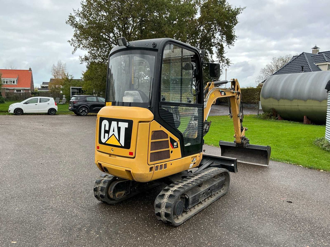 Caterpillar 302.4D - Mini bager: slika Caterpillar 302.4D - Mini bager Caterpillar 302.4D - Mini bager: slika Caterpillar 302.4D - Mini bager