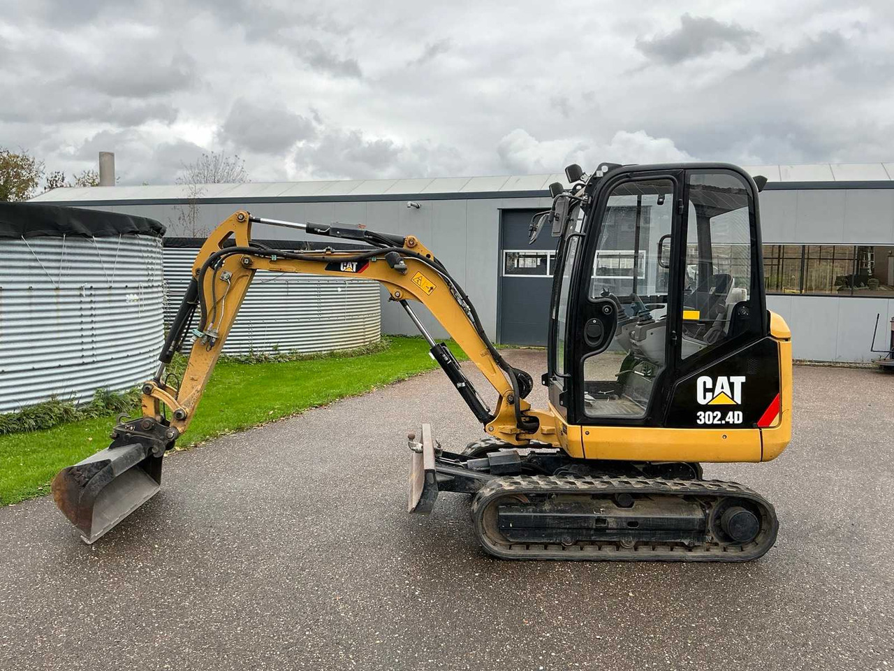Caterpillar 302.4D - Mini bager: slika Caterpillar 302.4D - Mini bager Caterpillar 302.4D - Mini bager: slika Caterpillar 302.4D - Mini bager