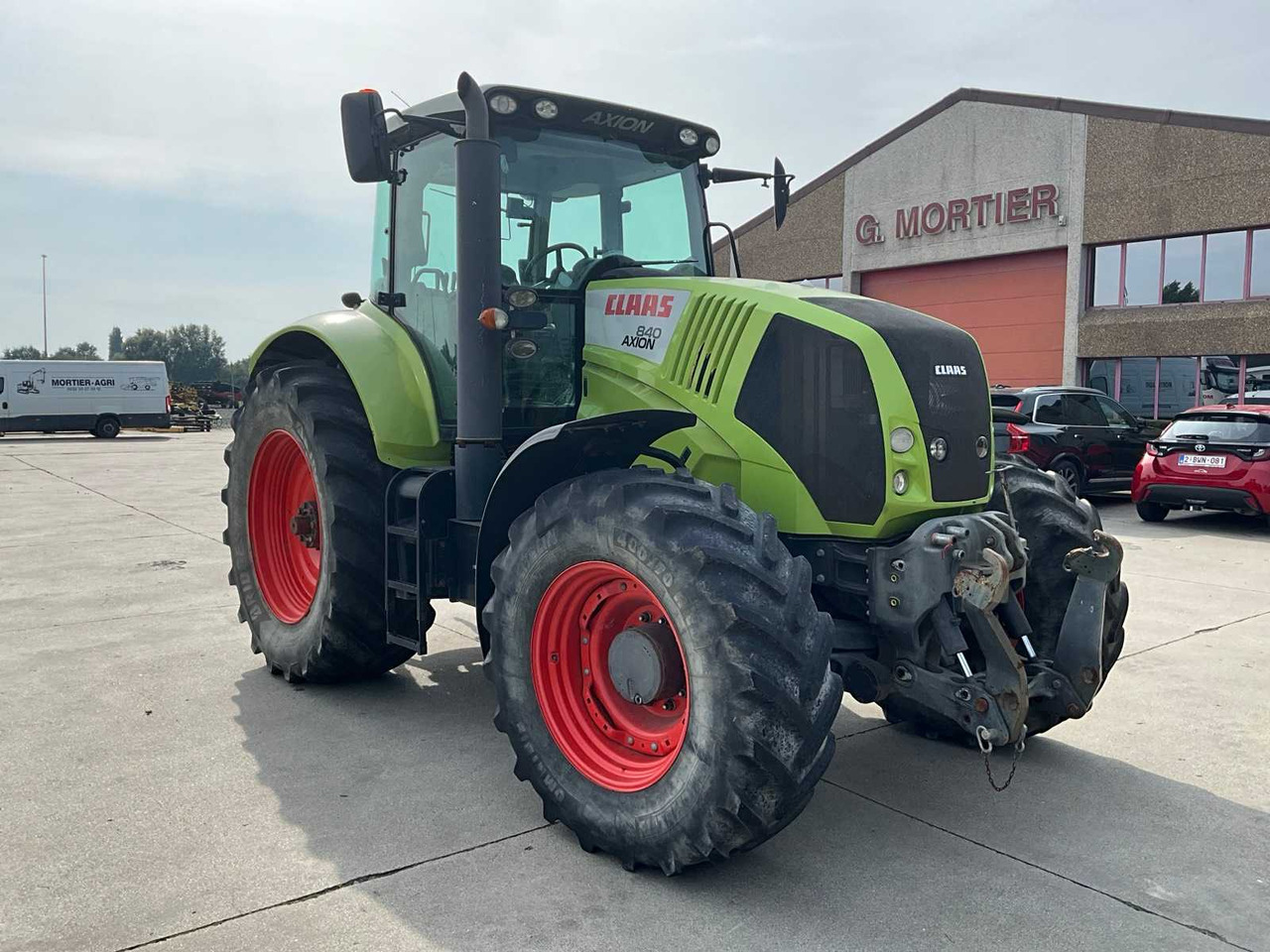 Claas 840 Axion - Traktor: slika Claas 840 Axion - Traktor Claas 840 Axion - Traktor: slika Claas 840 Axion - Traktor