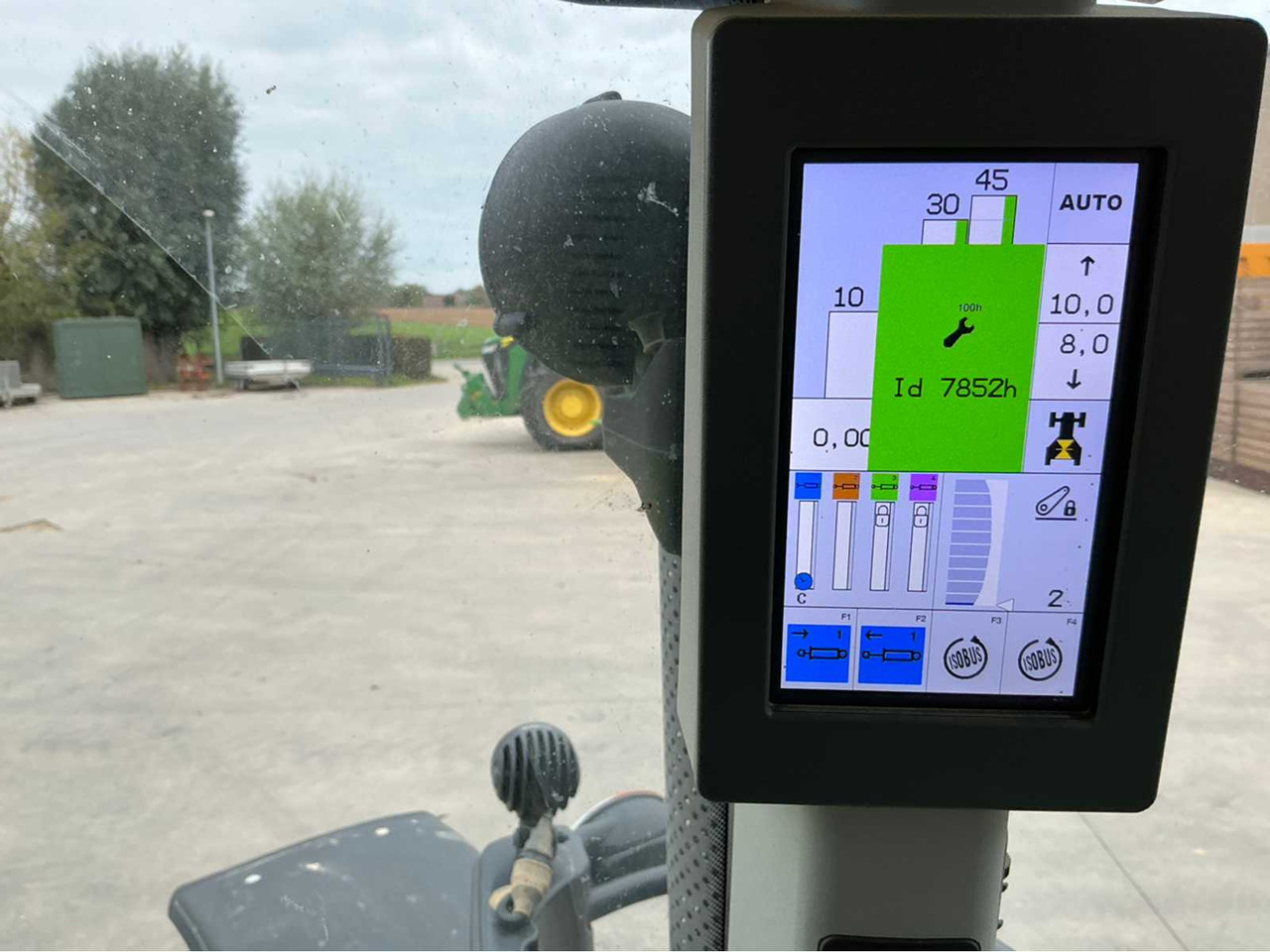Claas A74 - Traktor: slika Claas A74 - Traktor Claas A74 - Traktor: slika Claas A74 - Traktor