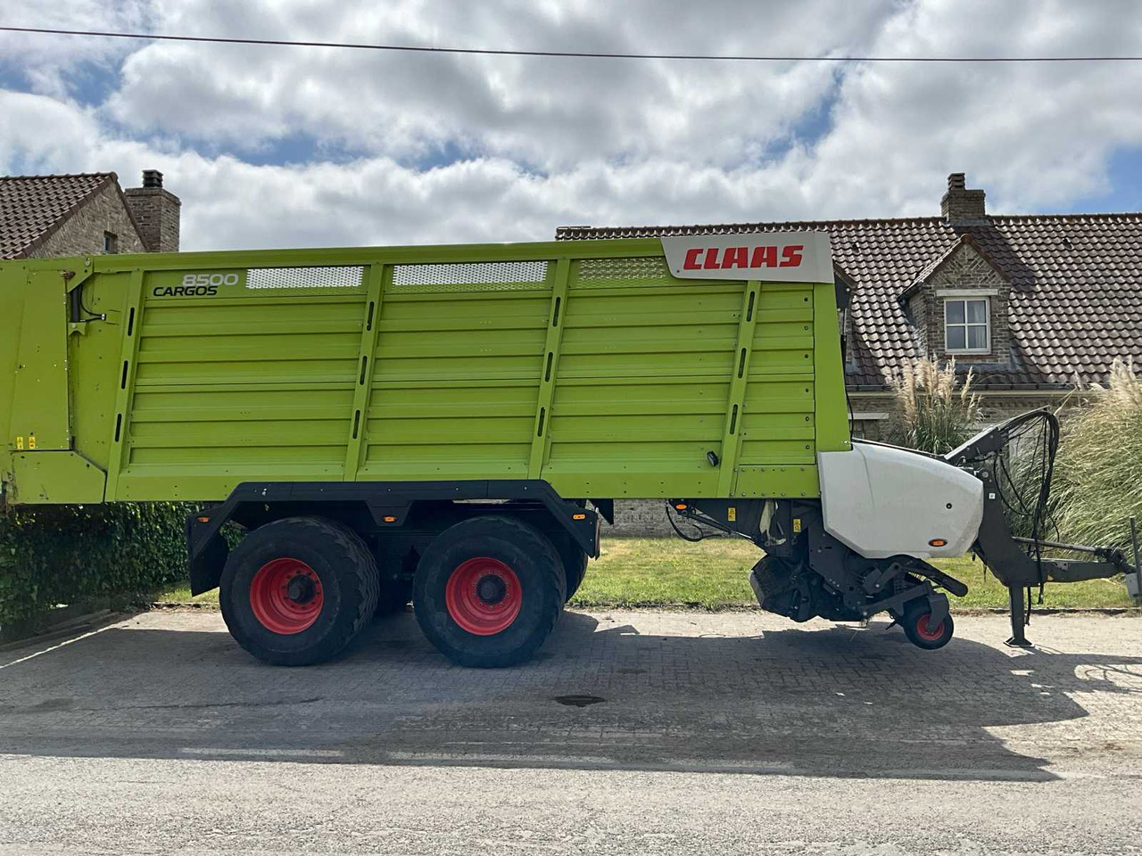 Claas Cargos 8500 - Prikolica za poljoprivredna gospodarstva: slika Claas Cargos 8500 - Prikolica za poljoprivredna gospodarstva Claas Cargos 8500 - Prikolica za poljoprivredna gospodarstva: slika Claas Cargos 8500 - Prikolica za poljoprivredna gospodarstva