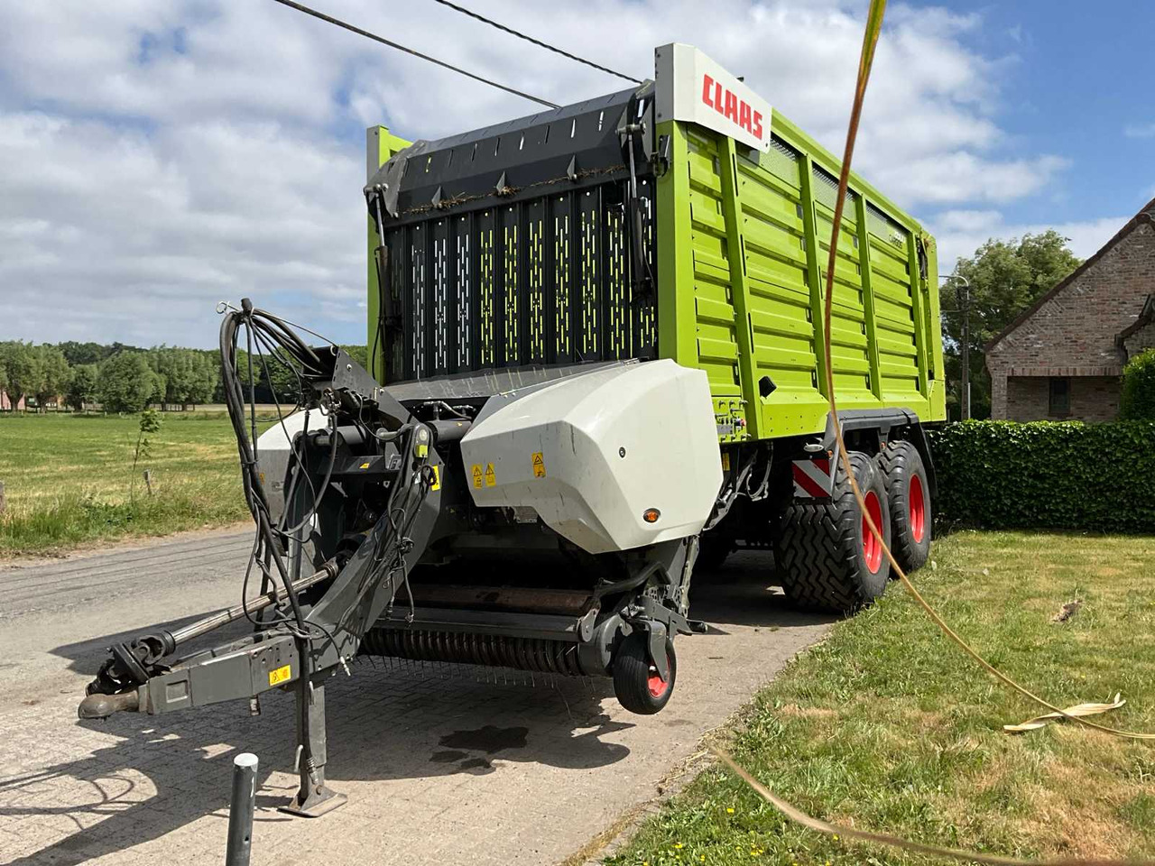 Claas Cargos 8500 - Prikolica za poljoprivredna gospodarstva: slika Claas Cargos 8500 - Prikolica za poljoprivredna gospodarstva Claas Cargos 8500 - Prikolica za poljoprivredna gospodarstva: slika Claas Cargos 8500 - Prikolica za poljoprivredna gospodarstva