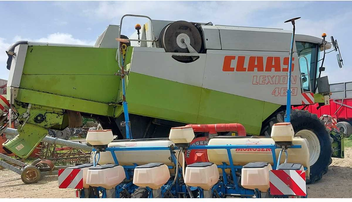 Claas Lexion 460 - Kombajn za žetvu: slika Claas Lexion 460 - Kombajn za žetvu Claas Lexion 460 - Kombajn za žetvu: slika Claas Lexion 460 - Kombajn za žetvu