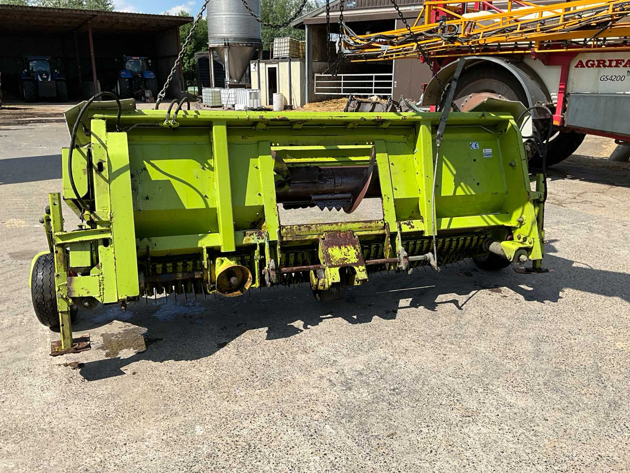 Claas PU 300 - Silažni kombajn: slika Claas PU 300 - Silažni kombajn Claas PU 300 - Silažni kombajn: slika Claas PU 300 - Silažni kombajn