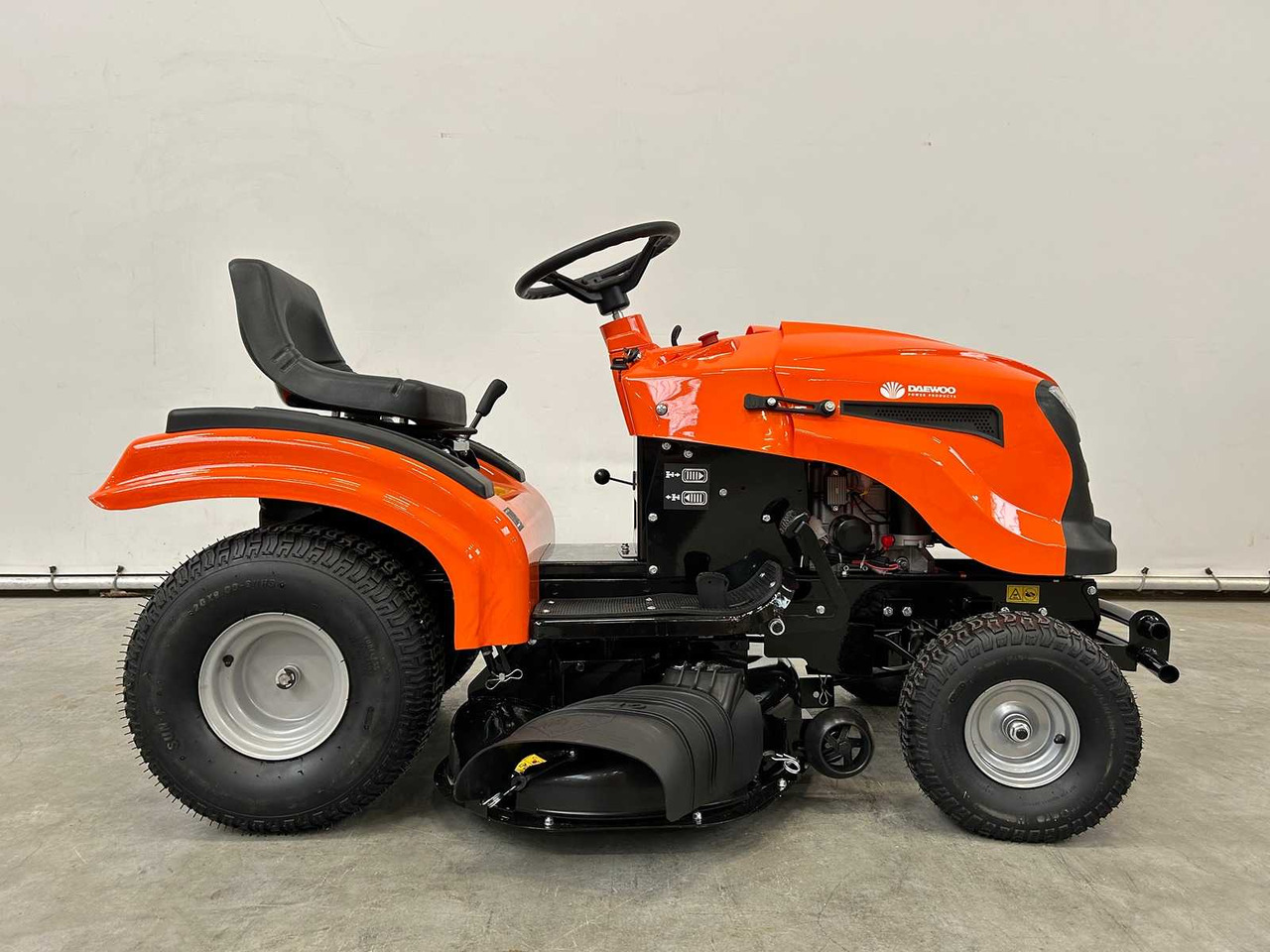 Daewoo DA1066HX - Vrtna kosilica: slika Daewoo DA1066HX - Vrtna kosilica Daewoo DA1066HX - Vrtna kosilica: slika Daewoo DA1066HX - Vrtna kosilica