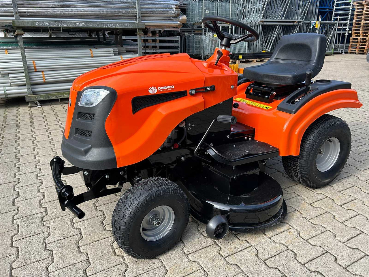 Daewoo DA1066HX - Vrtna kosilica: slika Daewoo DA1066HX - Vrtna kosilica Daewoo DA1066HX - Vrtna kosilica: slika Daewoo DA1066HX - Vrtna kosilica