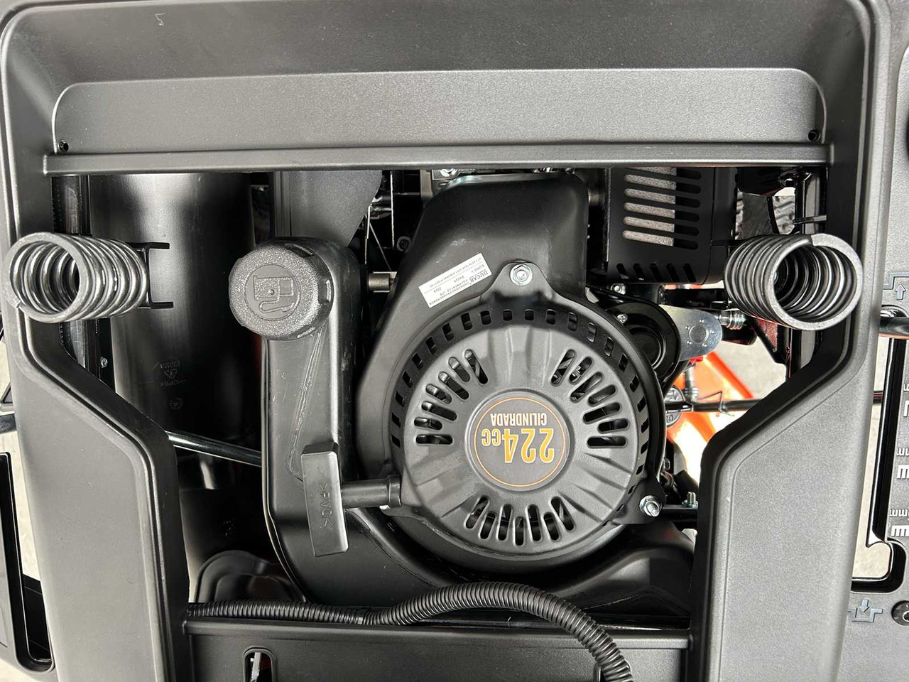 Vrtna kosilica Daewoo DAXRM224: slika Vrtna kosilica Daewoo DAXRM224