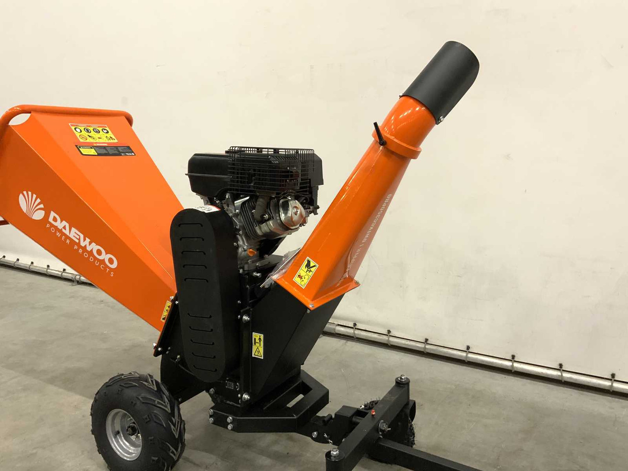 Daewoo DWFKCC350PRO - Drobilica za drvo: slika Daewoo DWFKCC350PRO - Drobilica za drvo Daewoo DWFKCC350PRO - Drobilica za drvo: slika Daewoo DWFKCC350PRO - Drobilica za drvo