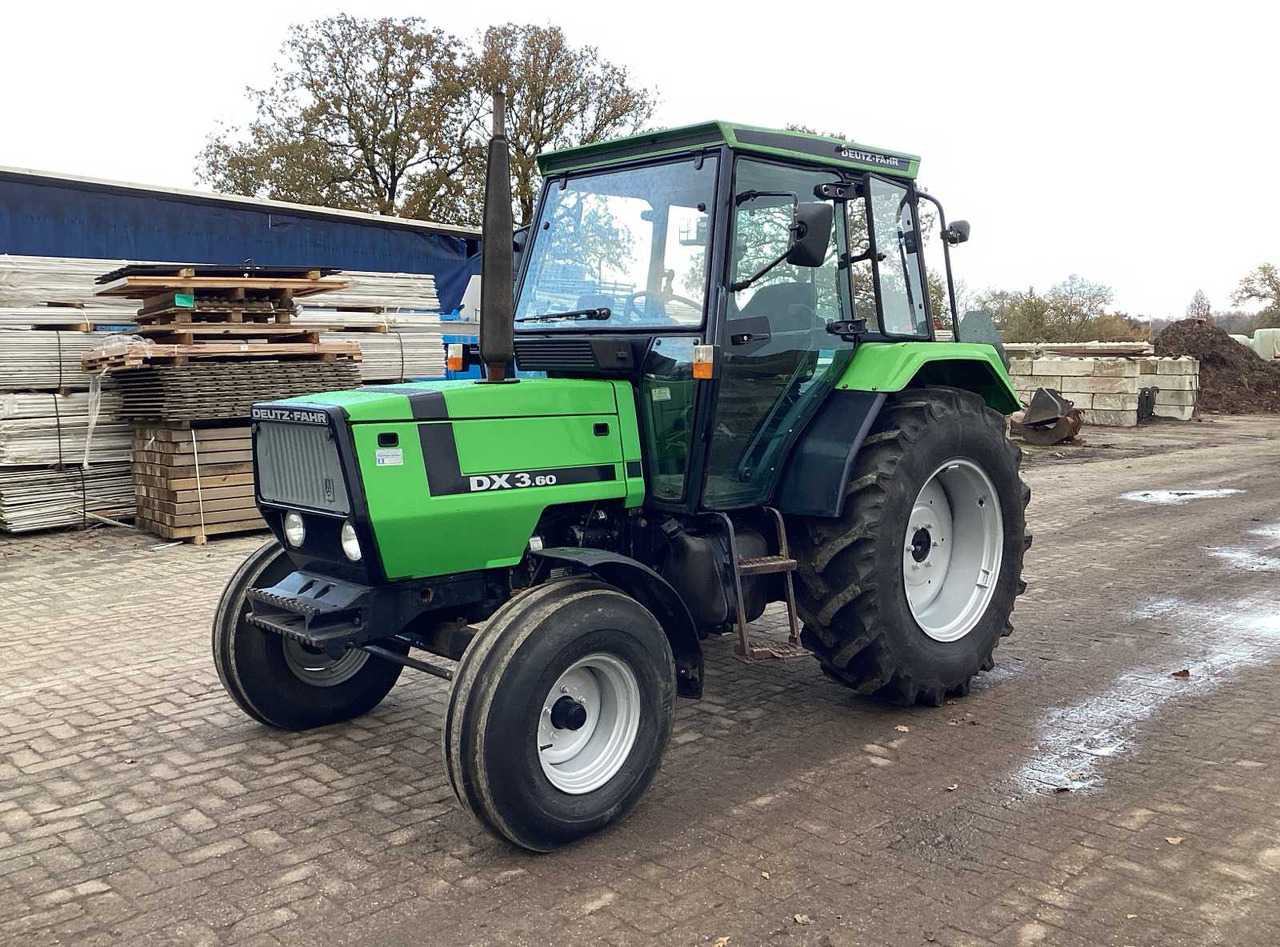Deutz DX3.50 - Traktor: slika Deutz DX3.50 - Traktor Deutz DX3.50 - Traktor: slika Deutz DX3.50 - Traktor