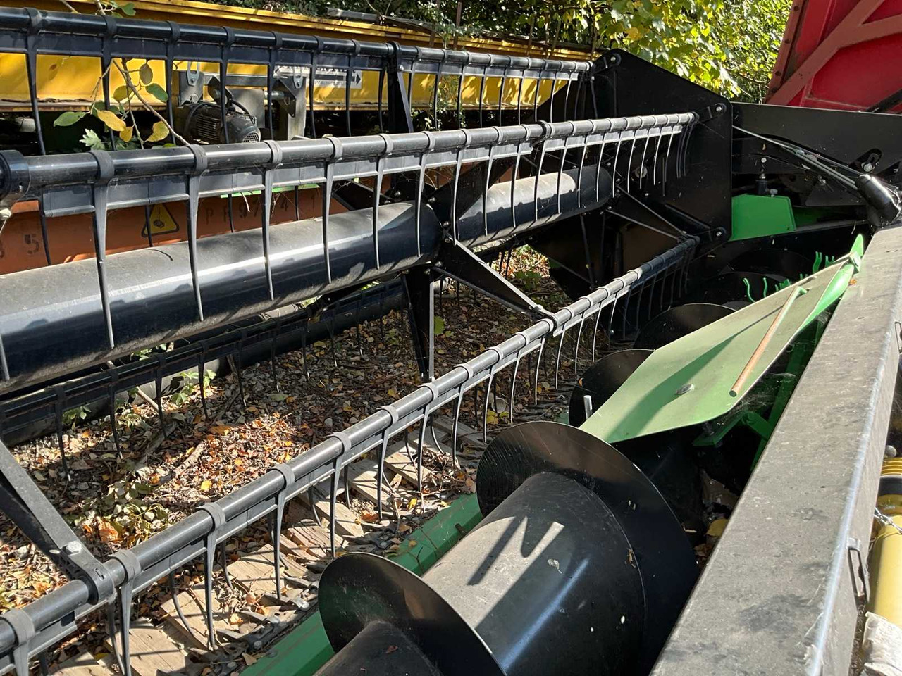 Deutz-Fahr 1133 - Kombajn: slika Deutz-Fahr 1133 - Kombajn Deutz-Fahr 1133 - Kombajn: slika Deutz-Fahr 1133 - Kombajn