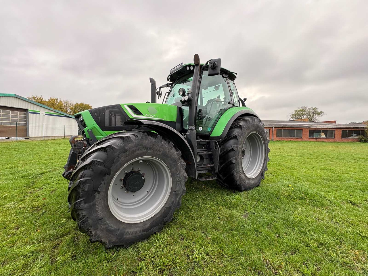 Deutz-Fahr Agrotron 6190 TTV - Traktor: slika Deutz-Fahr Agrotron 6190 TTV - Traktor Deutz-Fahr Agrotron 6190 TTV - Traktor: slika Deutz-Fahr Agrotron 6190 TTV - Traktor