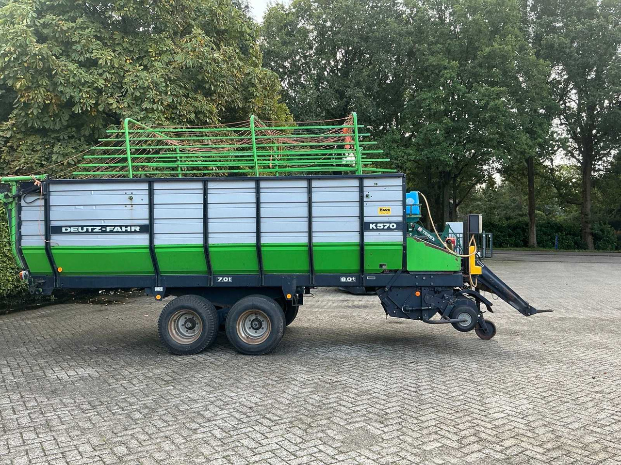 Deutz-fahr k570 - Samoutovarni vagon: slika Deutz-fahr k570 - Samoutovarni vagon Deutz-fahr k570 - Samoutovarni vagon: slika Deutz-fahr k570 - Samoutovarni vagon