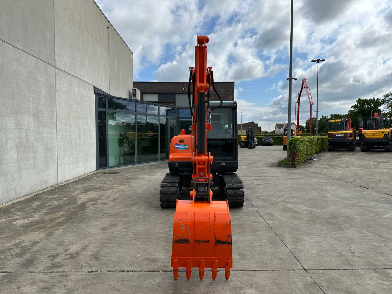 Doosan DX55-9C - Bager gusjeničar: slika Doosan DX55-9C - Bager gusjeničar Doosan DX55-9C - Bager gusjeničar: slika Doosan DX55-9C - Bager gusjeničar