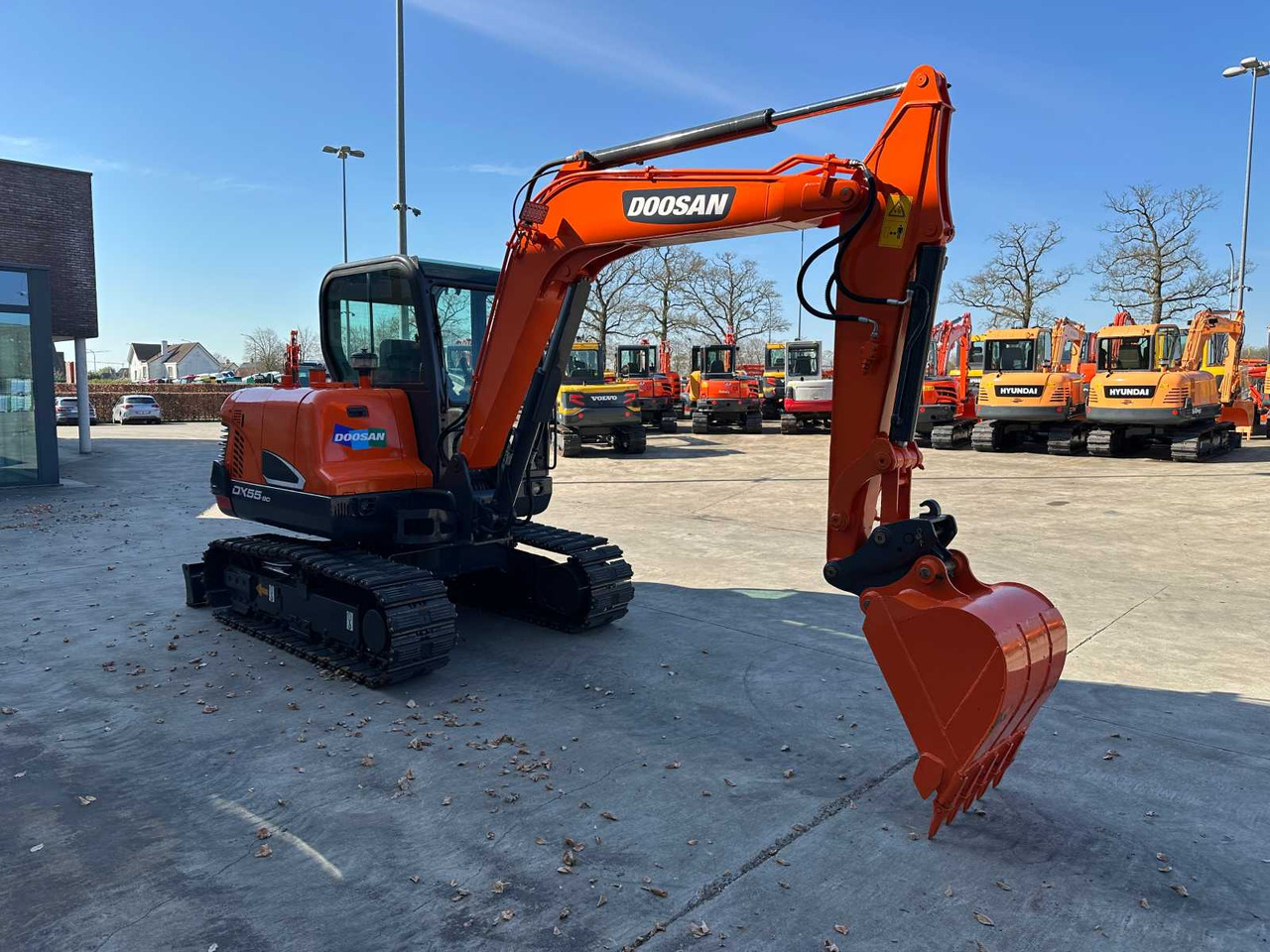 Doosan DX55-9C - Bager gusjeničar: slika Doosan DX55-9C - Bager gusjeničar Doosan DX55-9C - Bager gusjeničar: slika Doosan DX55-9C - Bager gusjeničar