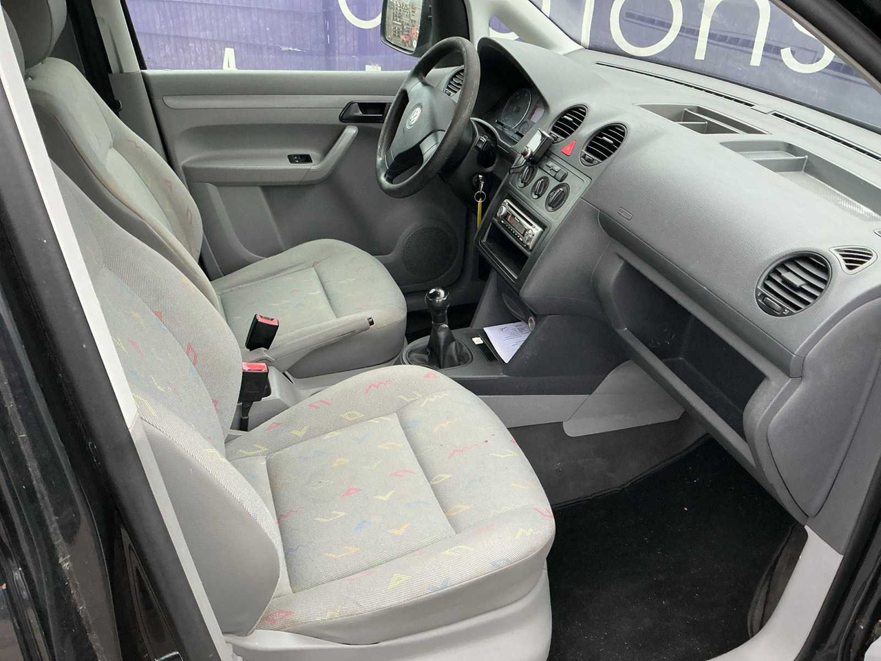 2006 - VOLKSWAGEN - CADDY - 1.9 TDI - COMMERCIAL VEHICLE - Dostavno vozilo: slika 2006 - VOLKSWAGEN - CADDY - 1.9 TDI - COMMERCIAL VEHICLE - Dostavno vozilo 2006 - VOLKSWAGEN - CADDY - 1.9 TDI - COMMERCIAL VEHICLE - Dostavno vozilo: slika 2006 - VOLKSWAGEN - CADDY - 1.9 TDI - COMMERCIAL VEHICLE - Dostavno vozilo