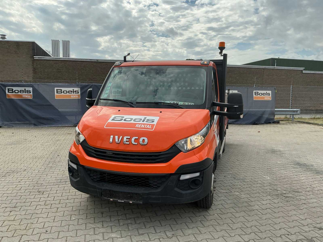 2019 IVECO DAILY 35-140 FLATBED TRUCK - Dostavno vozilo: slika 2019 IVECO DAILY 35-140 FLATBED TRUCK - Dostavno vozilo 2019 IVECO DAILY 35-140 FLATBED TRUCK - Dostavno vozilo: slika 2019 IVECO DAILY 35-140 FLATBED TRUCK - Dostavno vozilo