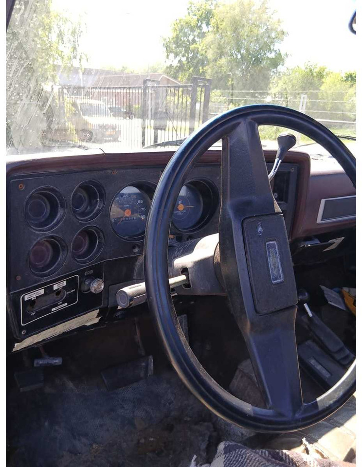 Dostavno vozilo CHEVROLET - COMMERCIAL VEHICLE: slika Dostavno vozilo CHEVROLET - COMMERCIAL VEHICLE Dostavno vozilo CHEVROLET - COMMERCIAL VEHICLE: slika Dostavno vozilo CHEVROLET - COMMERCIAL VEHICLE