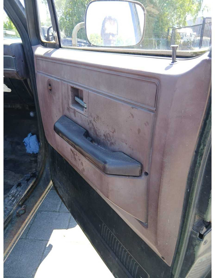 Dostavno vozilo CHEVROLET - COMMERCIAL VEHICLE: slika Dostavno vozilo CHEVROLET - COMMERCIAL VEHICLE Dostavno vozilo CHEVROLET - COMMERCIAL VEHICLE: slika Dostavno vozilo CHEVROLET - COMMERCIAL VEHICLE