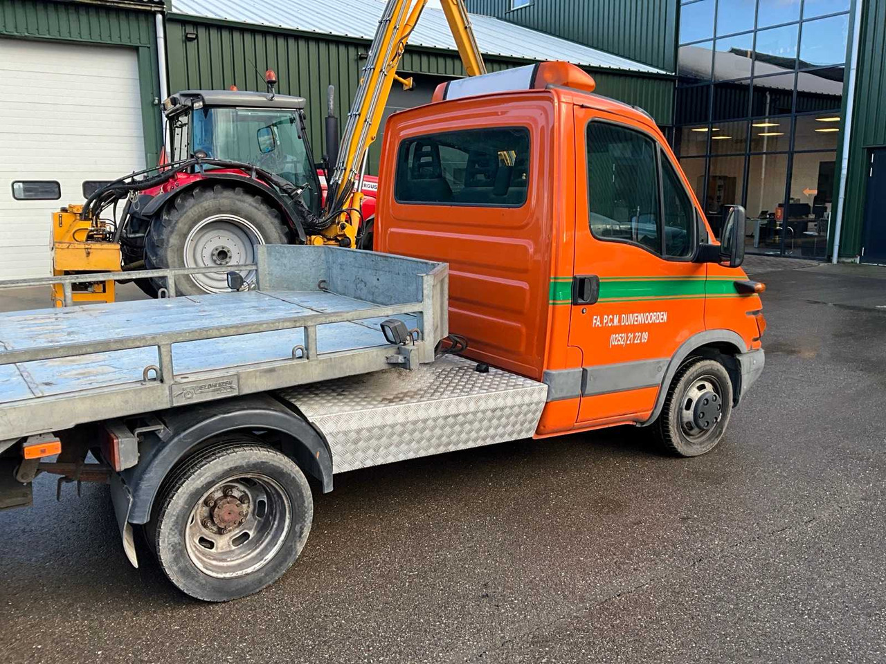 Dostavno vozilo COMMERCIAL VEHICLE WITH TRAILER: slika Dostavno vozilo COMMERCIAL VEHICLE WITH TRAILER Dostavno vozilo COMMERCIAL VEHICLE WITH TRAILER: slika Dostavno vozilo COMMERCIAL VEHICLE WITH TRAILER