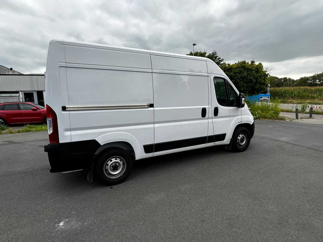 FIAT DUCATO COMMERCIAL VEHICLE - Dostavno vozilo: slika FIAT DUCATO COMMERCIAL VEHICLE - Dostavno vozilo FIAT DUCATO COMMERCIAL VEHICLE - Dostavno vozilo: slika FIAT DUCATO COMMERCIAL VEHICLE - Dostavno vozilo
