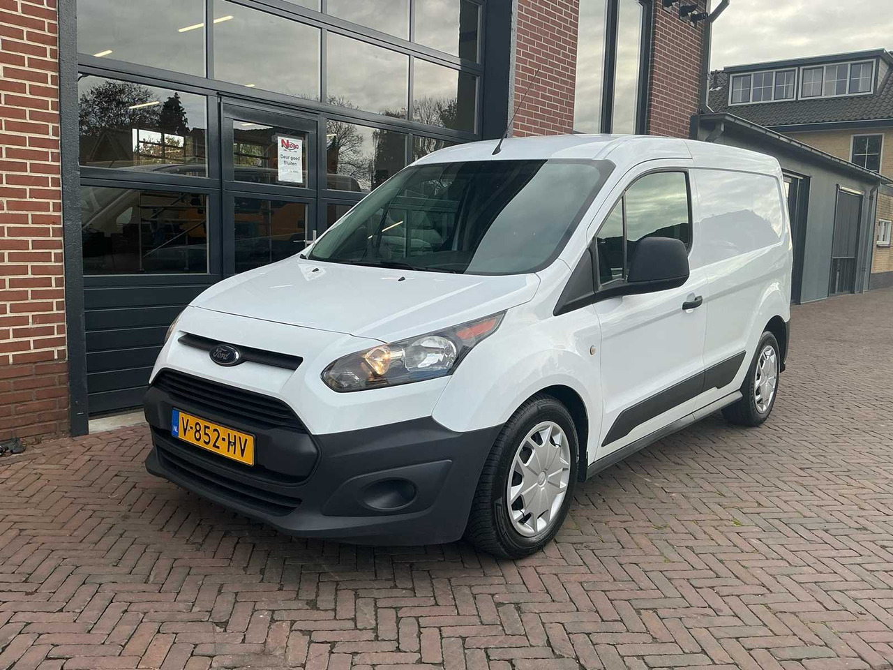 FORD TRANSIT CONNECT 1.5 TDCI L1 ECONOMY VAN - Dostavno vozilo: slika FORD TRANSIT CONNECT 1.5 TDCI L1 ECONOMY VAN - Dostavno vozilo FORD TRANSIT CONNECT 1.5 TDCI L1 ECONOMY VAN - Dostavno vozilo: slika FORD TRANSIT CONNECT 1.5 TDCI L1 ECONOMY VAN - Dostavno vozilo