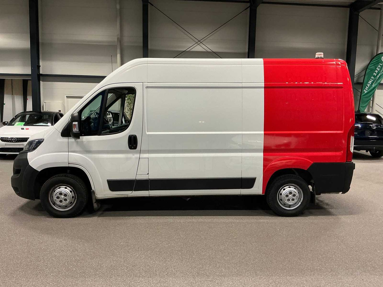 PEUGEOT BOXER | 2.2 BLUEHDI | 330 L2H2 | 140 HP | 2020 - Dostavno vozilo: slika PEUGEOT BOXER | 2.2 BLUEHDI | 330 L2H2 | 140 HP | 2020 - Dostavno vozilo PEUGEOT BOXER | 2.2 BLUEHDI | 330 L2H2 | 140 HP | 2020 - Dostavno vozilo: slika PEUGEOT BOXER | 2.2 BLUEHDI | 330 L2H2 | 140 HP | 2020 - Dostavno vozilo