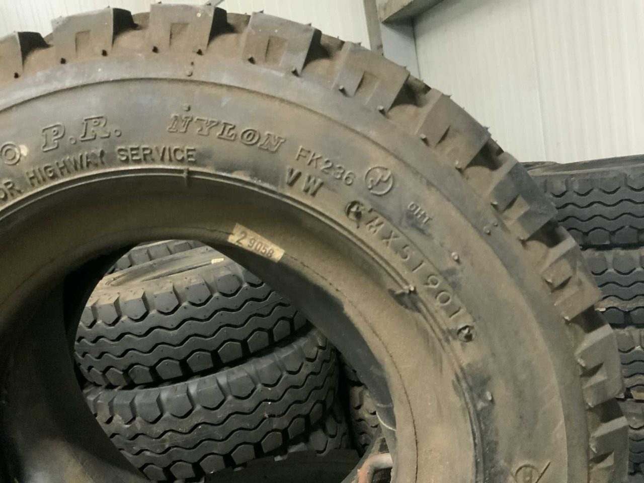 Dunlop - Gume i felge za Traktor: slika Dunlop - Gume i felge za Traktor Dunlop - Gume i felge za Traktor: slika Dunlop - Gume i felge za Traktor