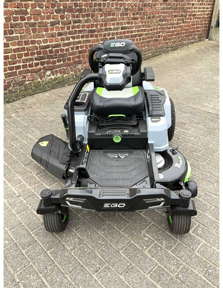 EGO Z6 - Vrtna kosilica: slika EGO Z6 - Vrtna kosilica EGO Z6 - Vrtna kosilica: slika EGO Z6 - Vrtna kosilica