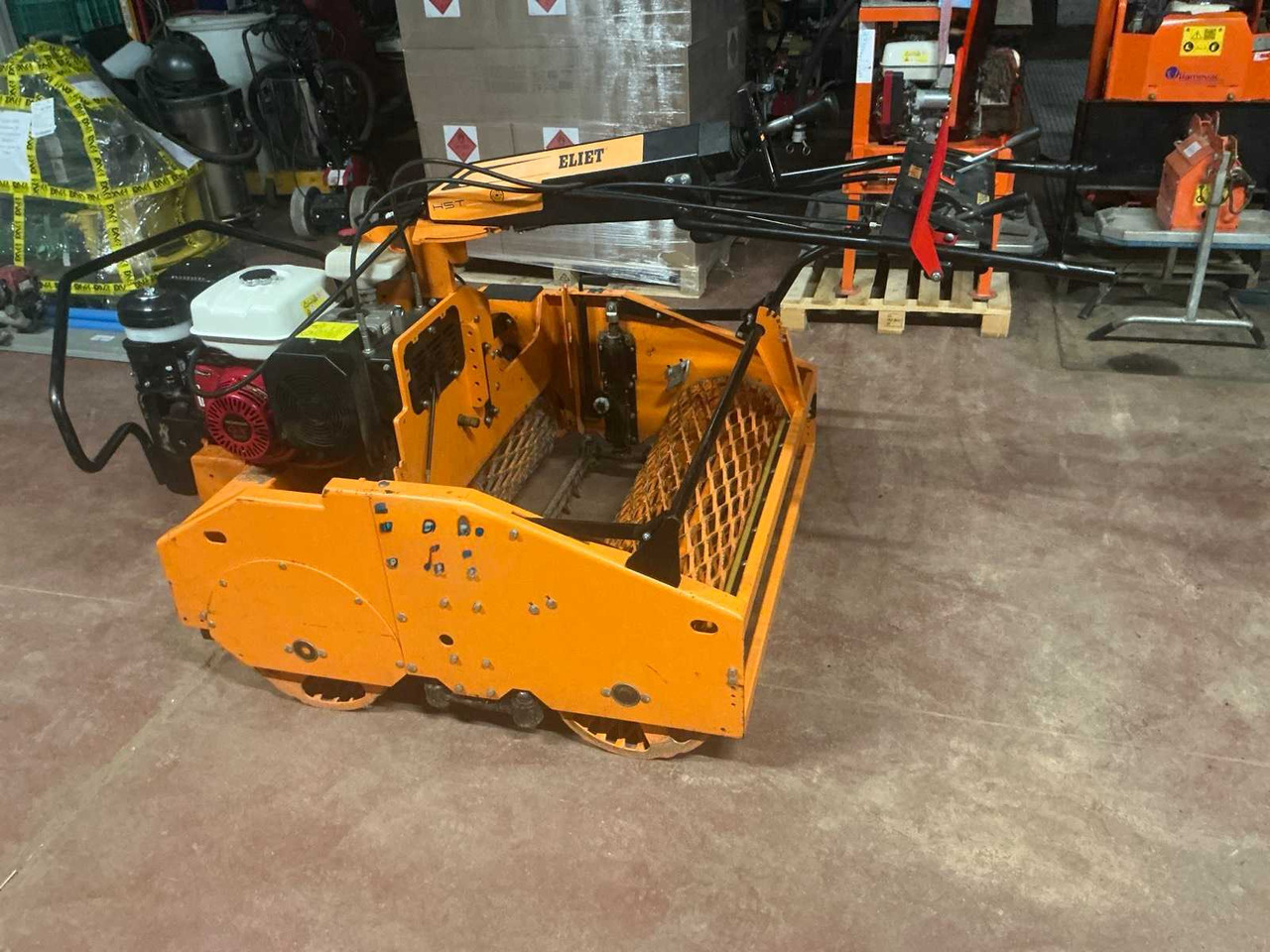 Elite GZC 1000 - Oprema za sijanje: slika Elite GZC 1000 - Oprema za sijanje Elite GZC 1000 - Oprema za sijanje: slika Elite GZC 1000 - Oprema za sijanje