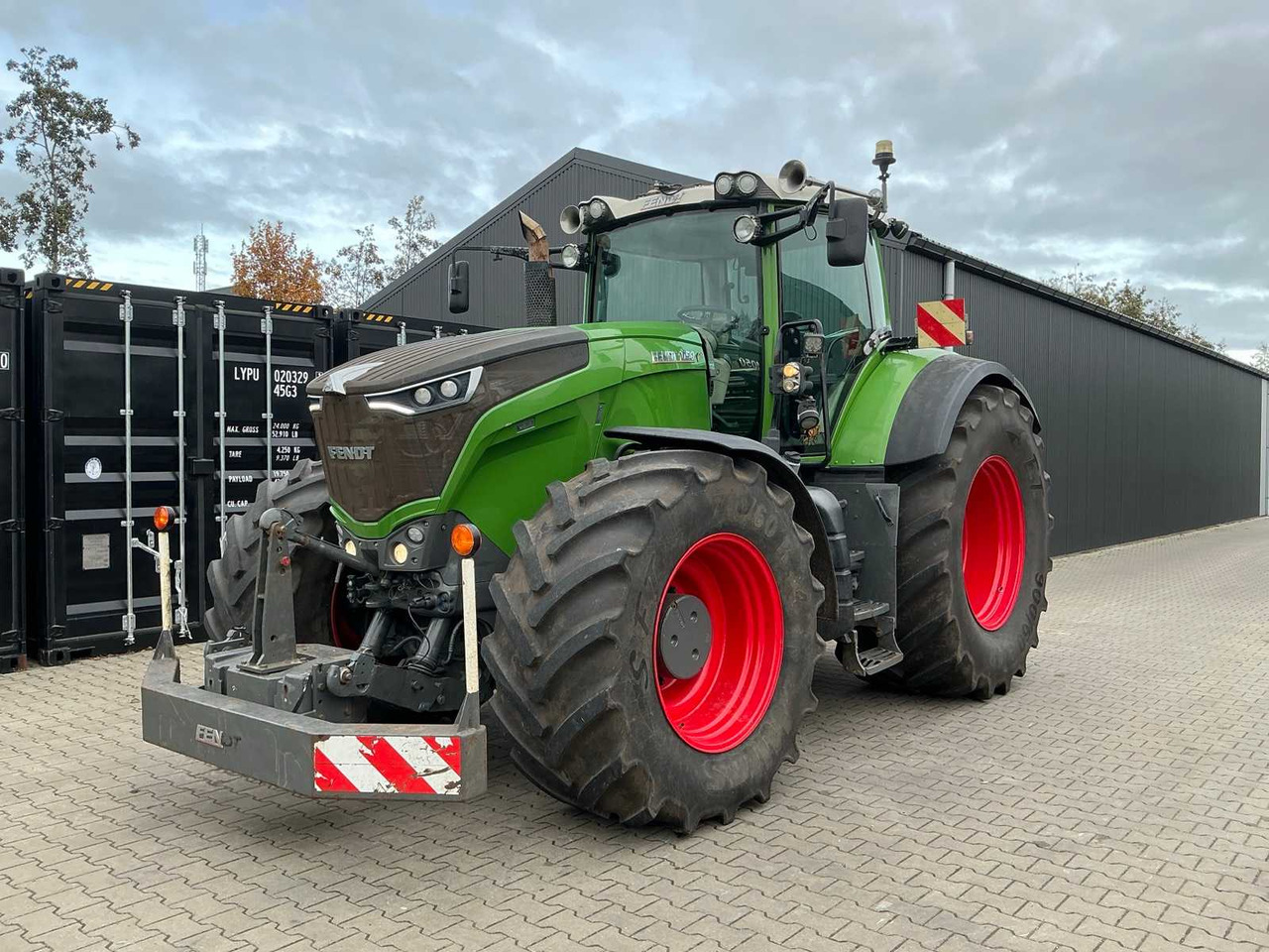 FENDT 934 VARIO ALL-WHEEL DRIVE AGRICULTURAL TRACTOR - Traktor: slika FENDT 934 VARIO ALL-WHEEL DRIVE AGRICULTURAL TRACTOR - Traktor FENDT 934 VARIO ALL-WHEEL DRIVE AGRICULTURAL TRACTOR - Traktor: slika FENDT 934 VARIO ALL-WHEEL DRIVE AGRICULTURAL TRACTOR - Traktor