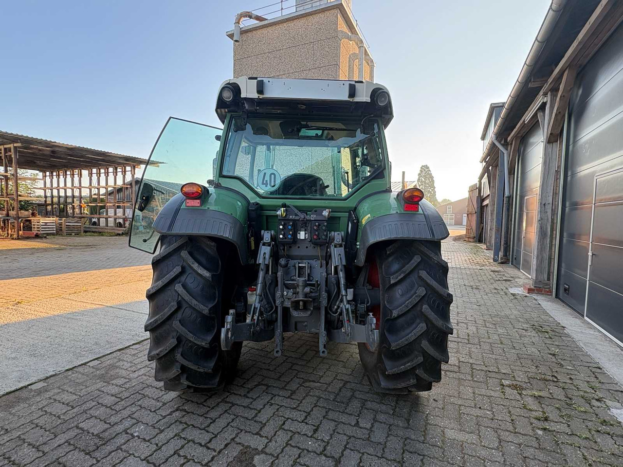 Fendt 209 S Vario - Traktor: slika Fendt 209 S Vario - Traktor Fendt 209 S Vario - Traktor: slika Fendt 209 S Vario - Traktor