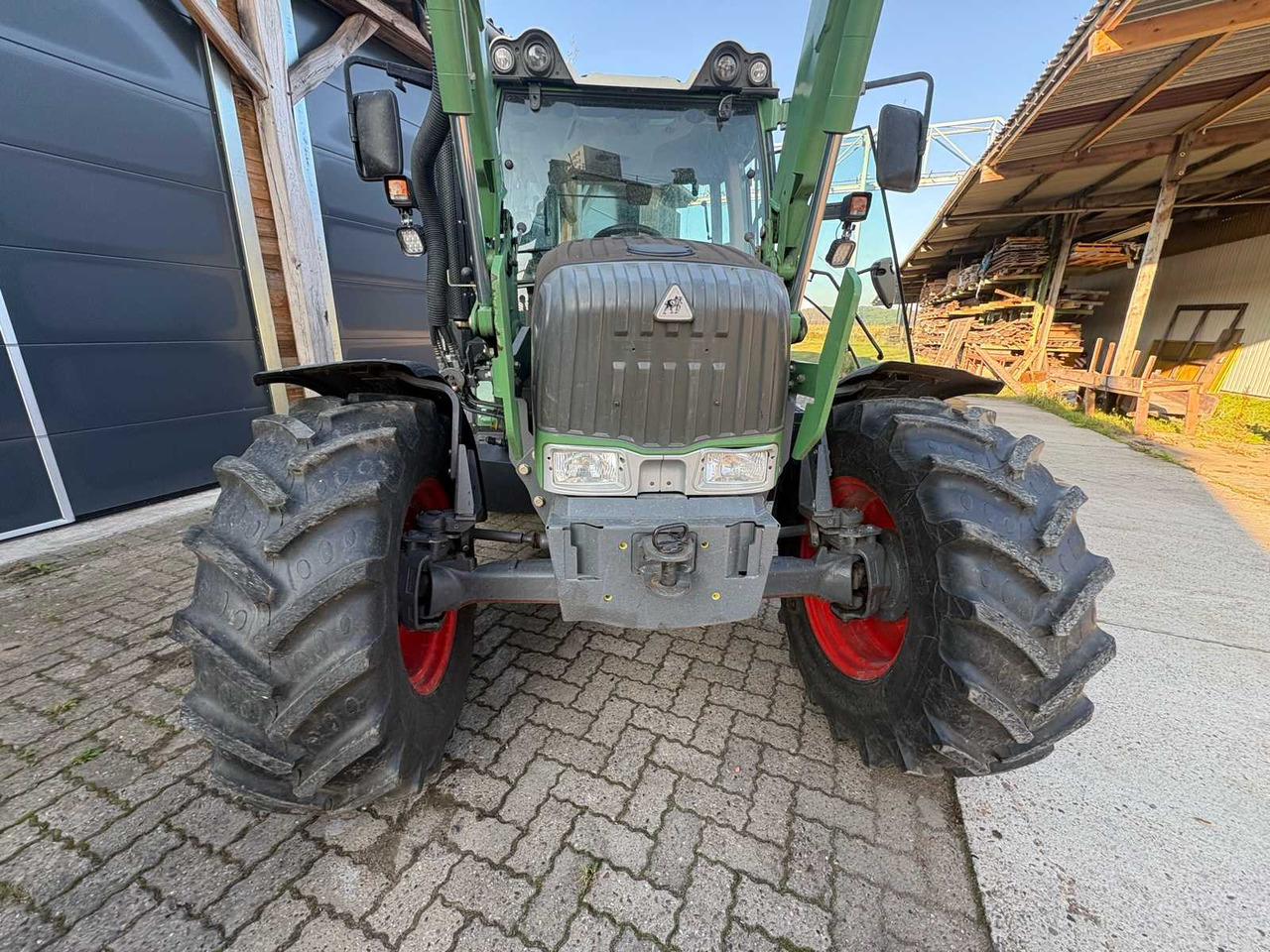 Fendt 209 S Vario - Traktor: slika Fendt 209 S Vario - Traktor Fendt 209 S Vario - Traktor: slika Fendt 209 S Vario - Traktor