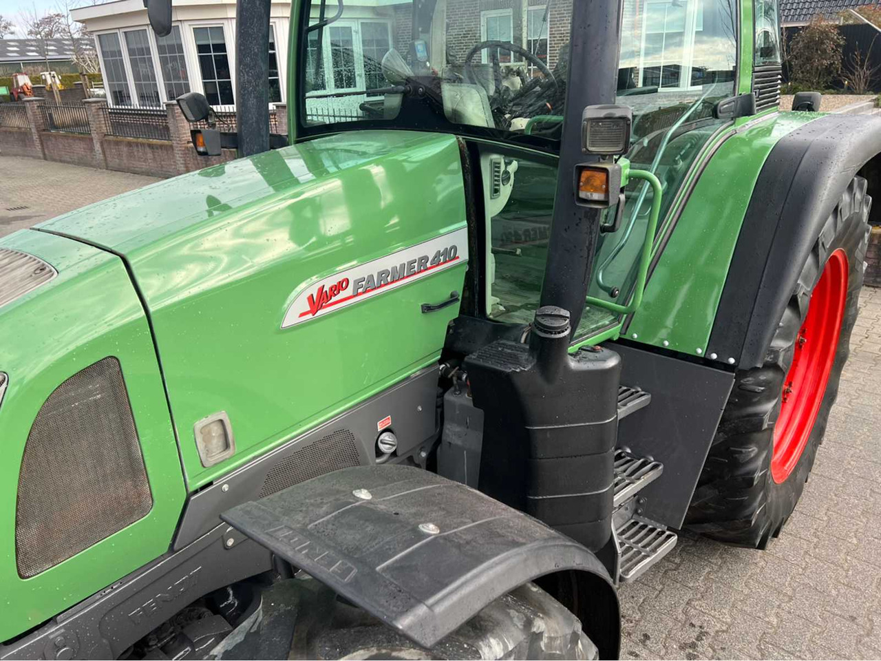 Traktor Fendt Farmer 410: slika Traktor Fendt Farmer 410