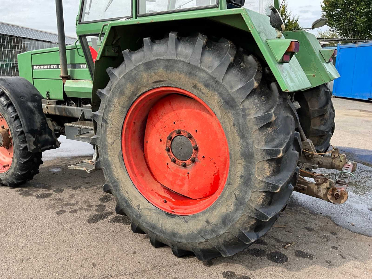 Fendt Turbomatic Favorit 611 Ls - Traktor: slika Fendt Turbomatic Favorit 611 Ls - Traktor Fendt Turbomatic Favorit 611 Ls - Traktor: slika Fendt Turbomatic Favorit 611 Ls - Traktor