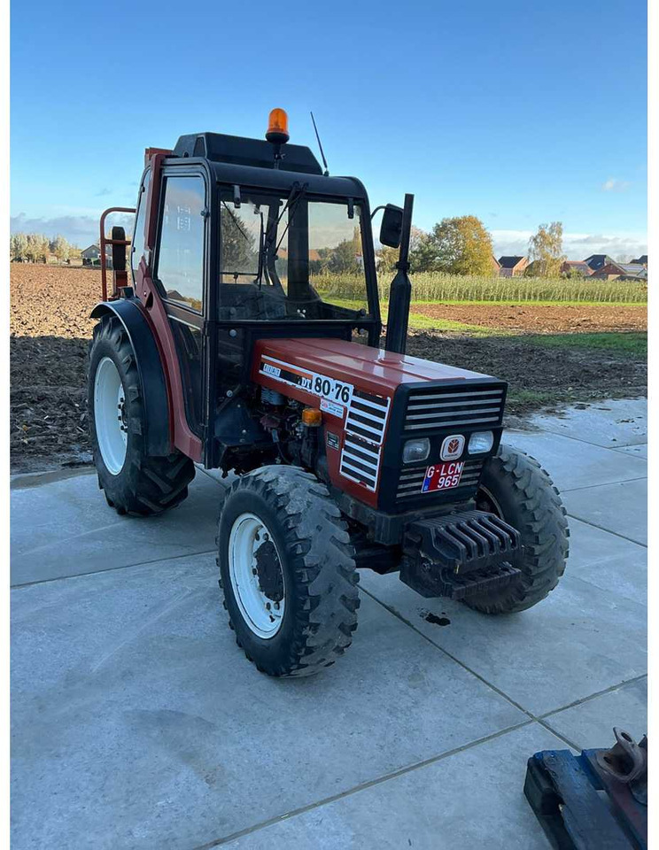 Fiat 80-76 DT - Traktor: slika Fiat 80-76 DT - Traktor Fiat 80-76 DT - Traktor: slika Fiat 80-76 DT - Traktor